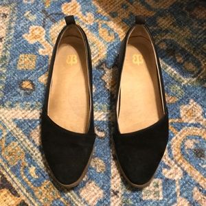 Betabrand black leather City Skimmers